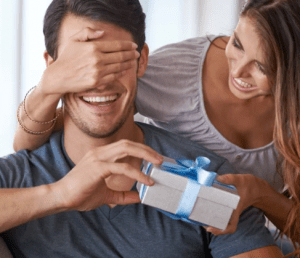 Voici 5 actions pour éveiller l'intérêt d'un homme